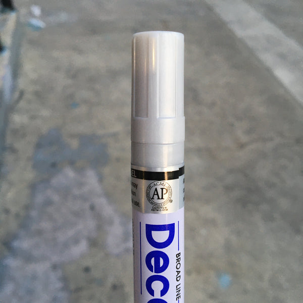 Decocolor Paint Marker (broad tip) - GCS Clothing